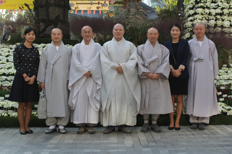 2014.10.10_조계사 국화(사서실) (12)